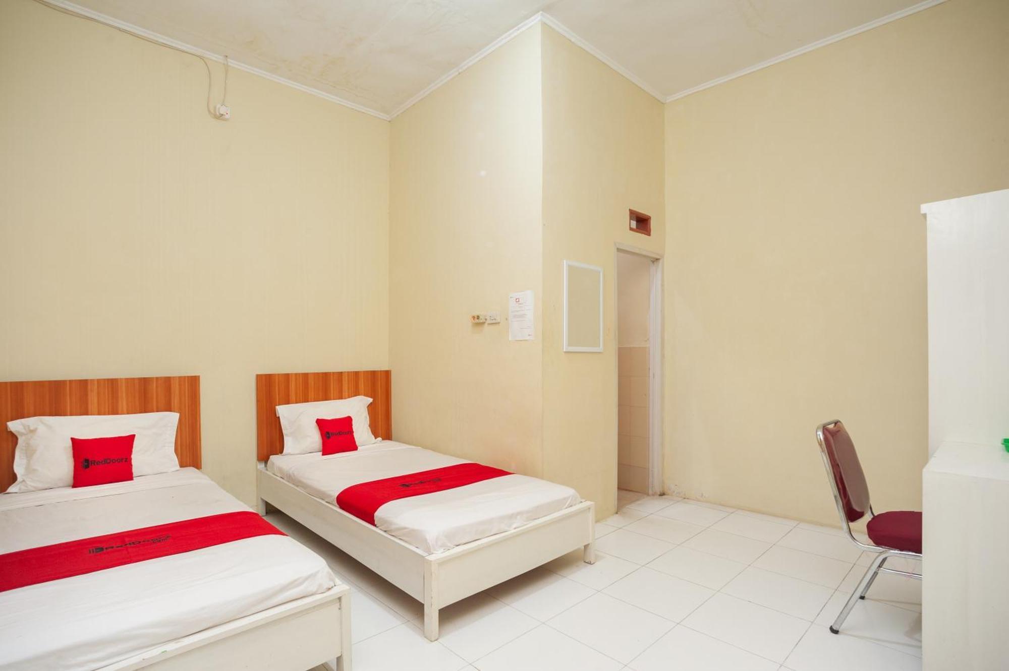 Reddoorz Near Universitas Muhammadiyah Pringsewu Margakaya  Exteriör bild
